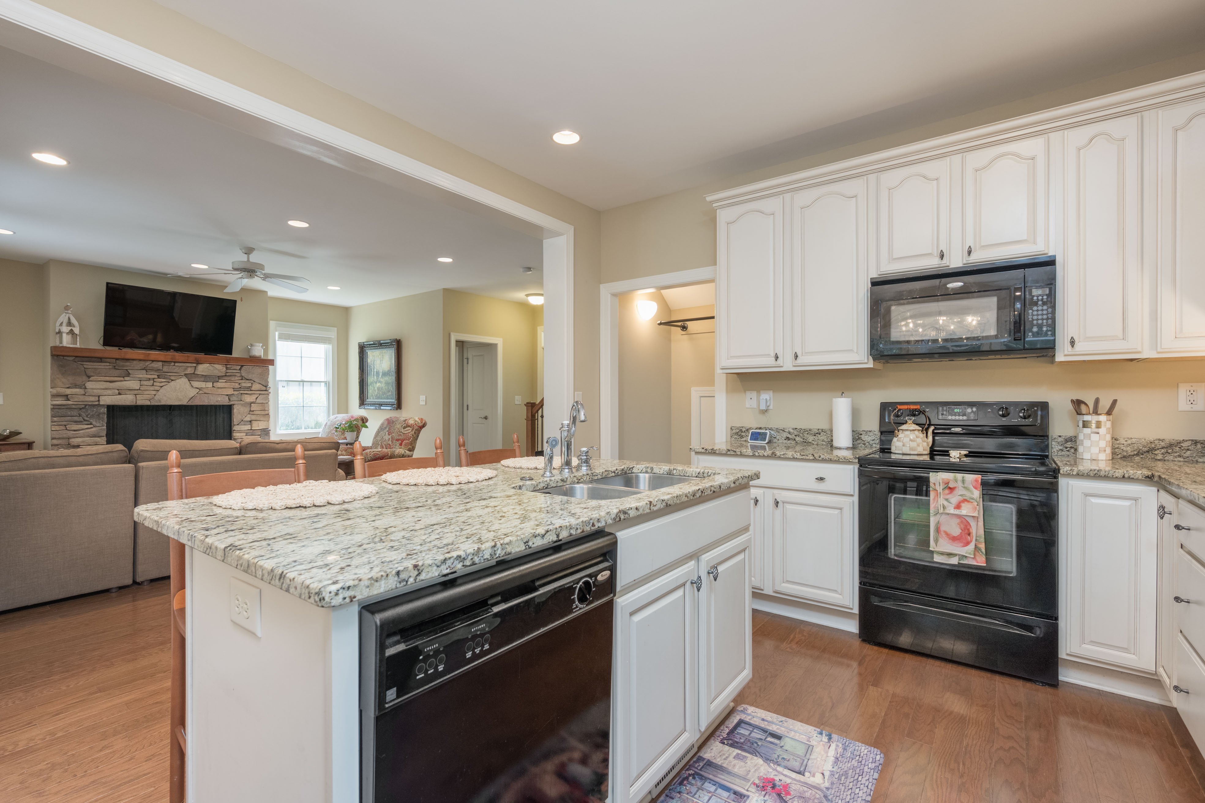 1080 Starboard Drive image 10